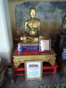 moine bouddhiste