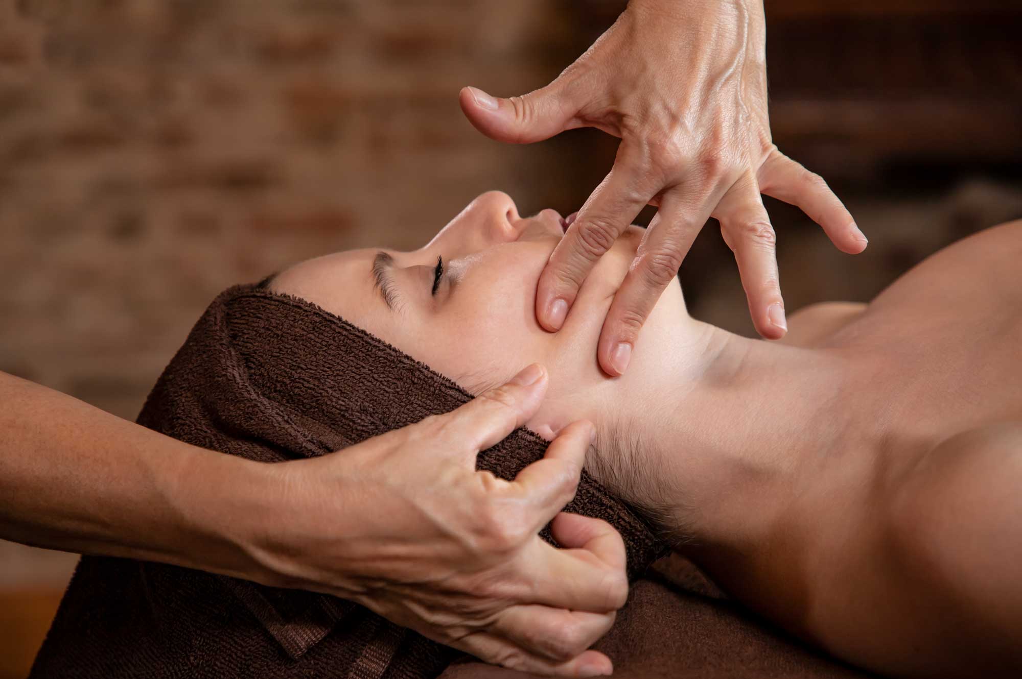 Comment apprendre le massage Kobido ?